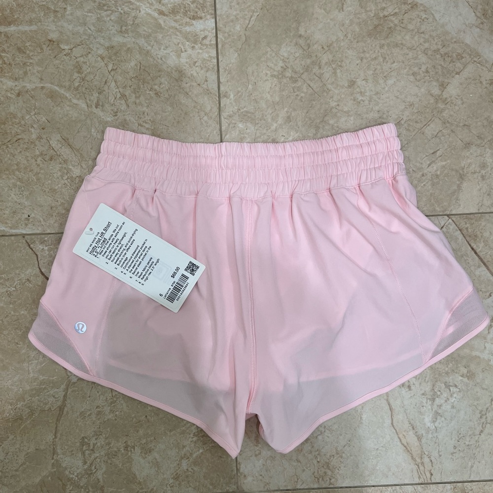Lululemon Hotty Hot shorts